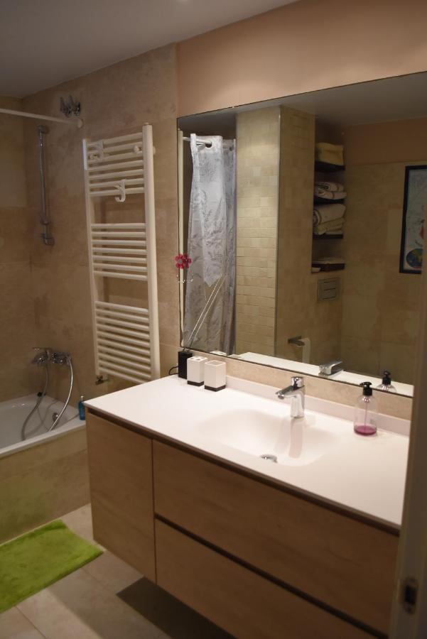 Pisazo Reformado En El Centro Con Garaje Privado Appartement Santander Buitenkant foto